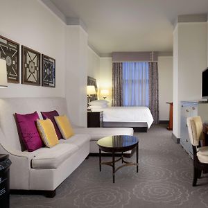 Premium King Room